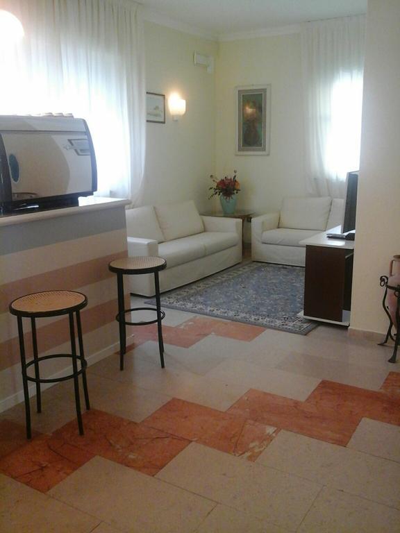 Laurin Hotel 3*